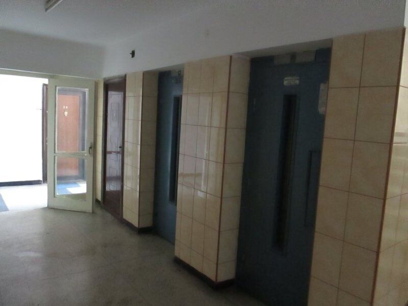 Titan, metrou Costin Georgian, decomandat, renovata, mobilata, libera,7/10